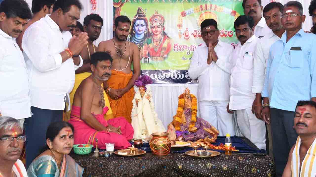 స్వరాష్ట్రంలో ఆలయాలకు పూర్వవైభవం