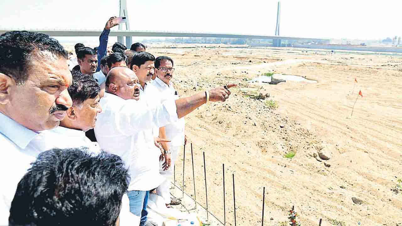 ప్రపంచస్థాయి టూరిస్ట్‌ స్పాట్‌గా తీర్చిదిద్దుతాం