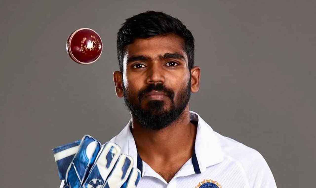 KS Bharat | భార‌త పిచ్‌ల‌పై ఆడ‌డం క‌ష్ట‌మేం కాదు.. ఢిఫెన్స్‌ను న‌మ్ముకోవాలంతే : కేఎస్ భ‌ర‌త్