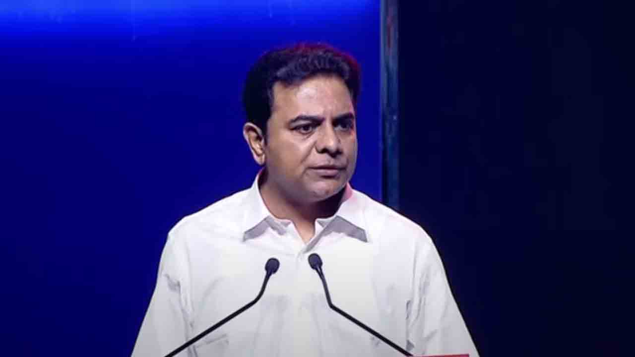 బడ్జెట్లో దేశాభివృద్ధి కోసం నిధులు కేటాయించినట్లు కనపడటంలేదు: మంత్రి కేటీఆర్