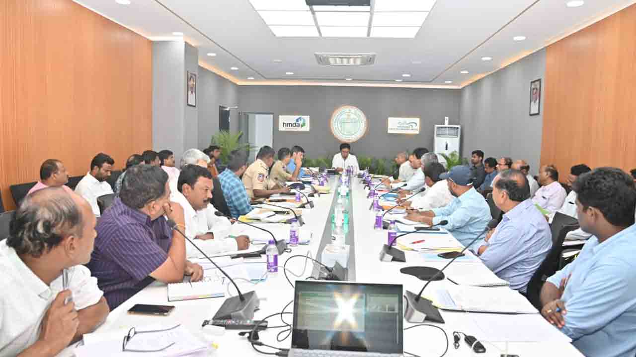 యాదాద్రి త‌ర‌హాలో వేముల‌వాడ‌ను అభివృద్ధి చేస్తాం : మంత్రి కేటీఆర్