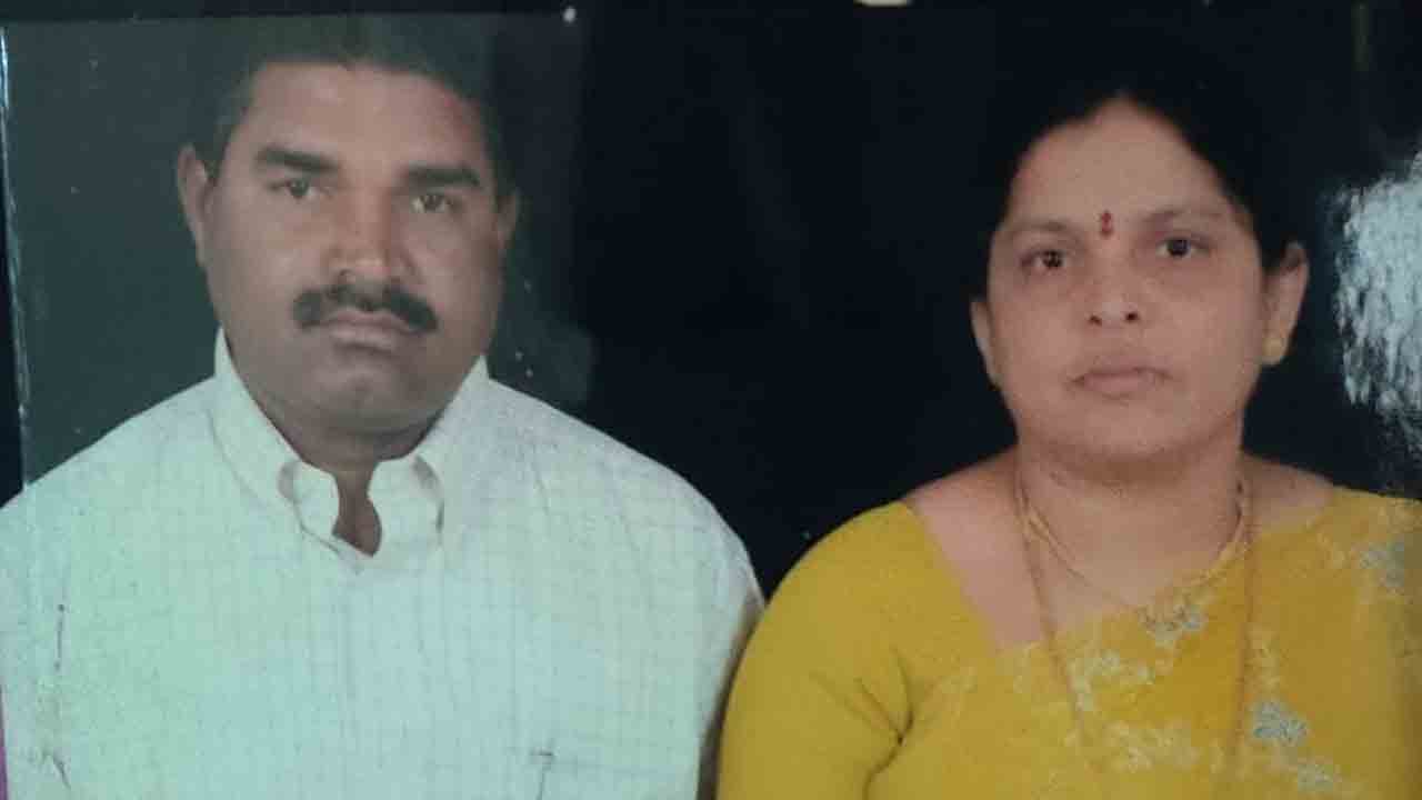 కూక‌ట్‌ప‌ల్లిలో వృద్ధ‌ దంపతులు ఆత్మహత్య