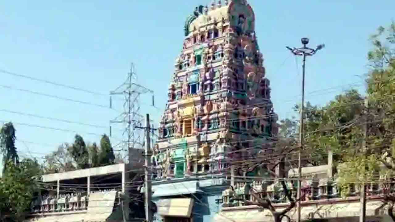 Hyderabad | హైదరాబాద్‌లోని ఓ గుడిలో చోరీకి యత్నించి ప్రాణాలు కోల్పోయిన దొంగ