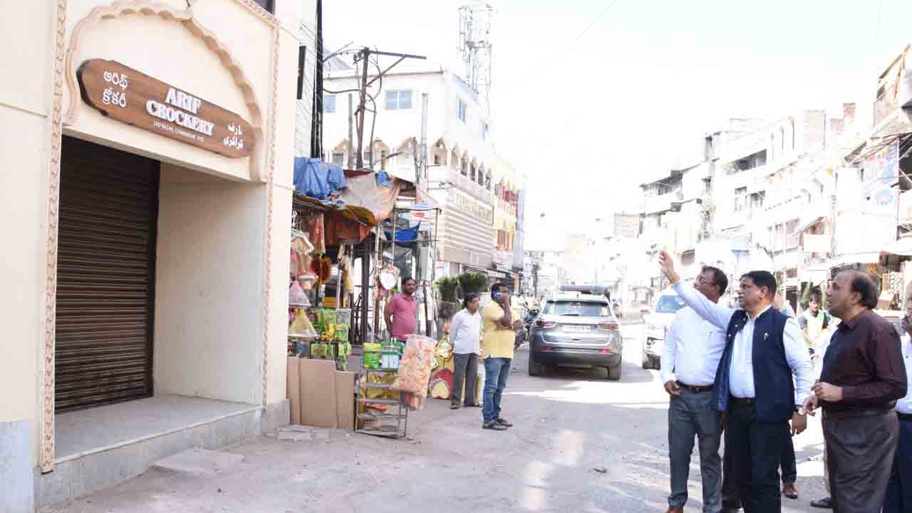 ల‌క్క గాజుల‌కు ప్ర‌సిద్ధి గాంచిన లాడ్‌ బజార్‌కు పర్యాటక కీర్తి