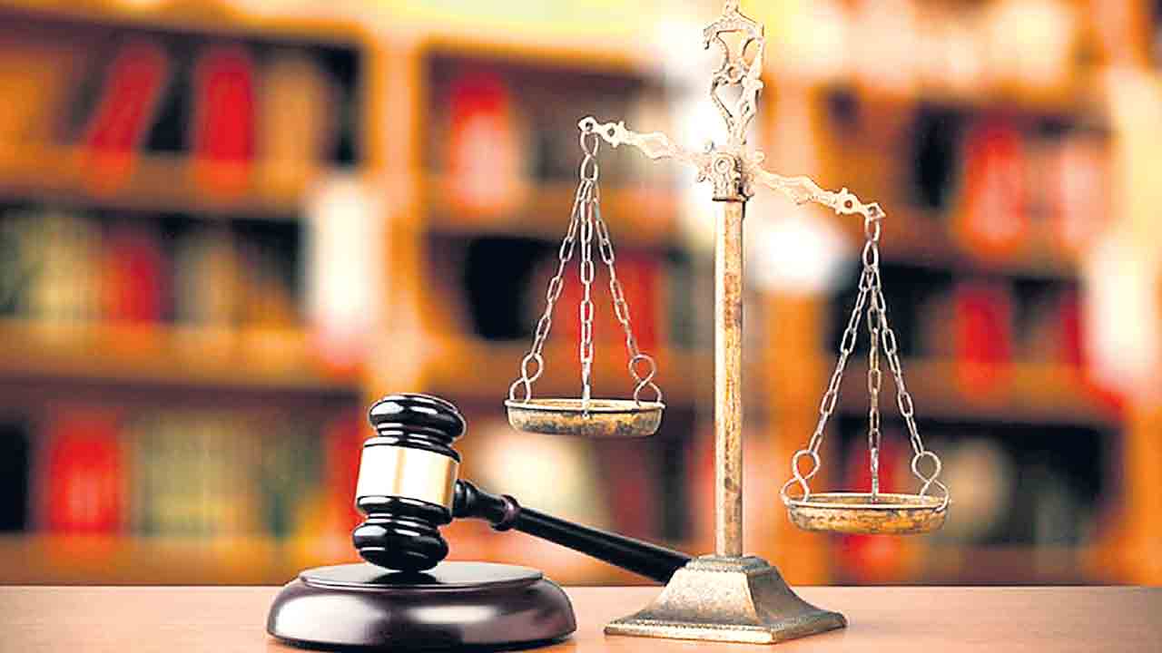 రాజ్యాంగమా నీవెక్కడ?