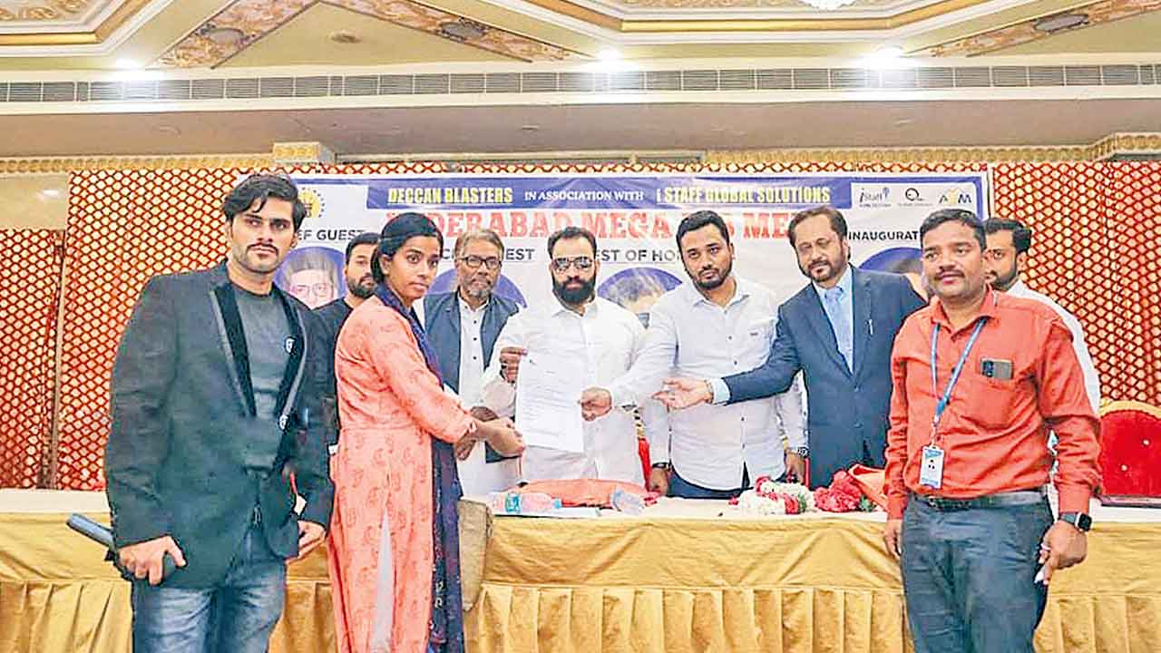 హైదరాబాద్‌ మెగా జాబ్‌మేళా సక్సెస్‌