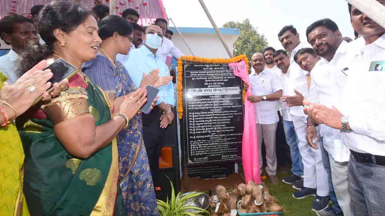 ప్రభుత్వ పాఠశాలల్లో విద్యార్థుల సంఖ్యను పెంచాలి : ఎమ్మెల్యే చల్లా ధర్మారెడ్డి