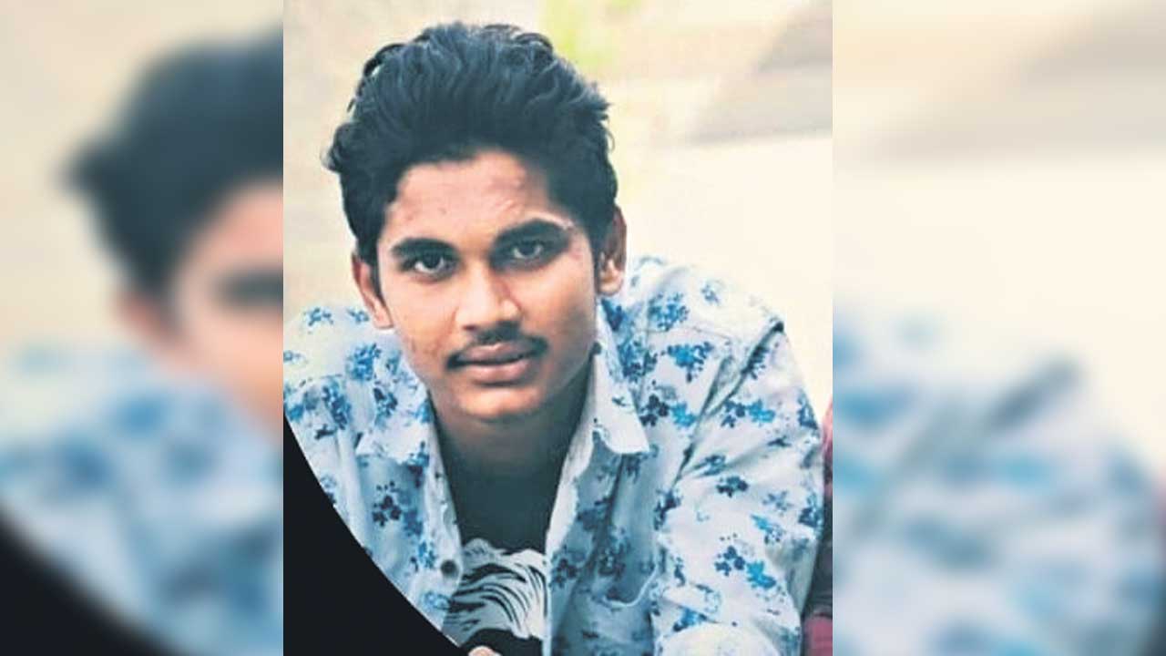 Triangle Love Story | ఆ 8 రోజులు హరిహరకృష్ణ ఏం చేశాడు? నవీన్‌ను చంపిన తర్వాత ఎటు వెళ్లాడు? ఆరా తీస్తున్న పోలీసులు