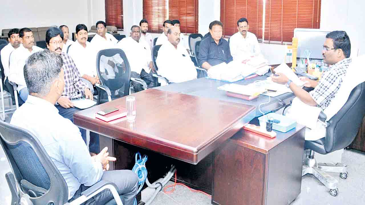 బైబ్యాక్‌ ఒప్పందానికి కట్టుబడి కొనుగోళ్లు చేపట్టాలి