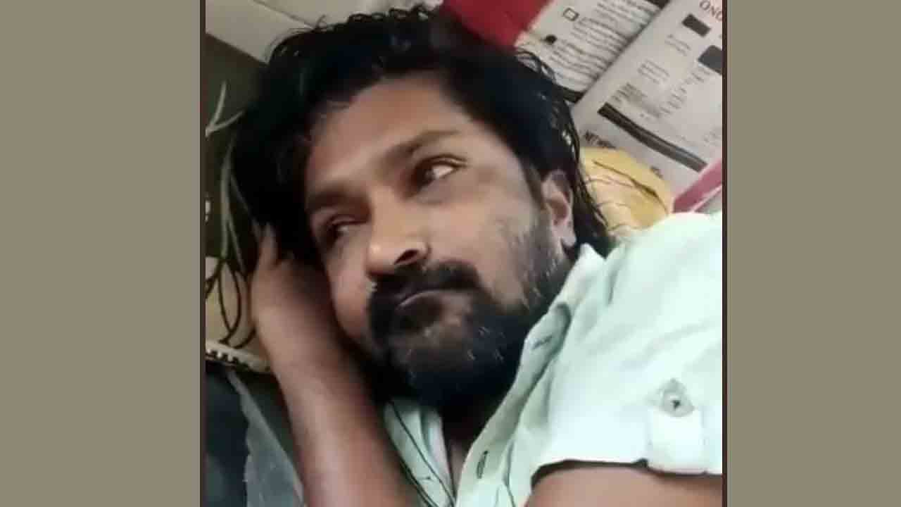 మెదక్లో నలుగురు పోలీసుల సస్పెన్షన్