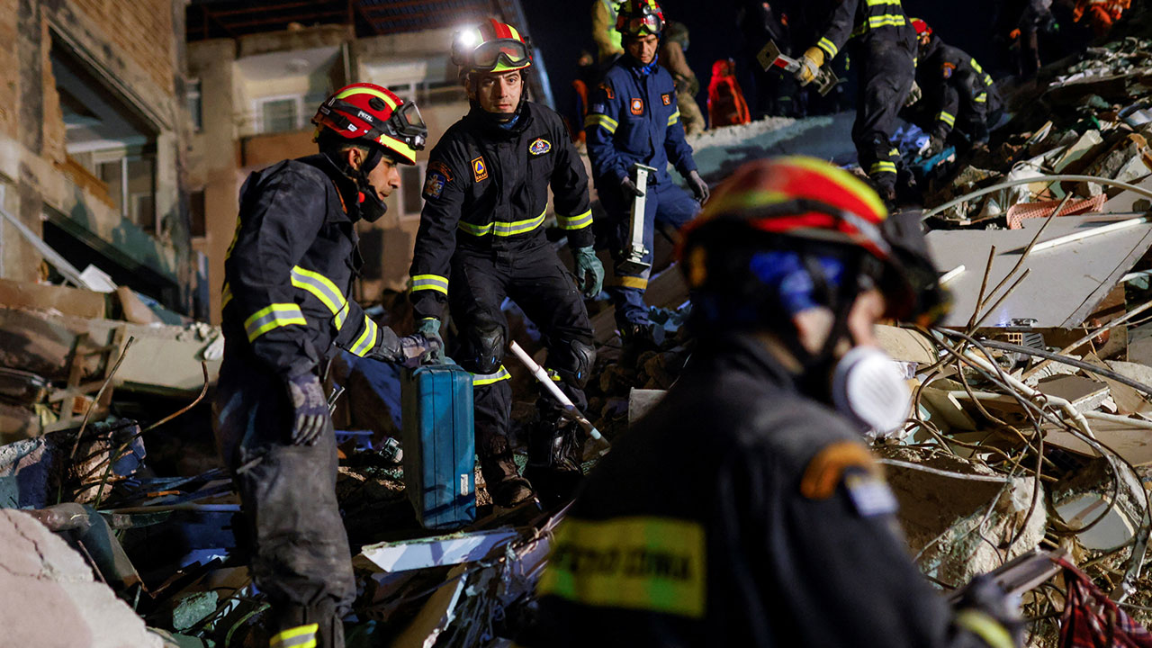 Turkey Earthquake: 175 గంట‌ల తర్వాత ఓ మ‌హిళ‌ను ర‌క్షించారు..