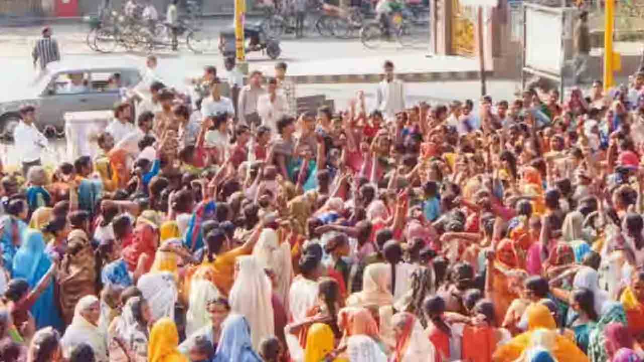 ఆమెకు అండగా ‘సఖీ’