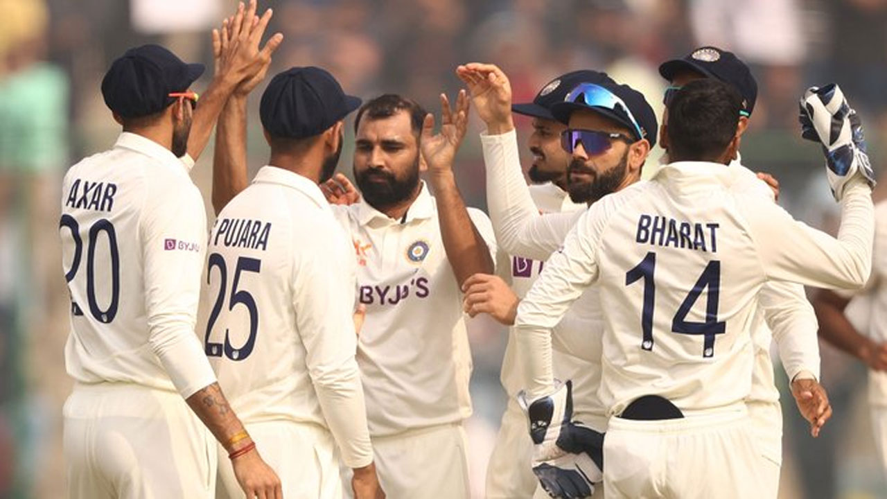 Australia Batting: వార్నర్, లబుషేన్, స్మిత్ ఔట్.. ఆసీస్ 94-3