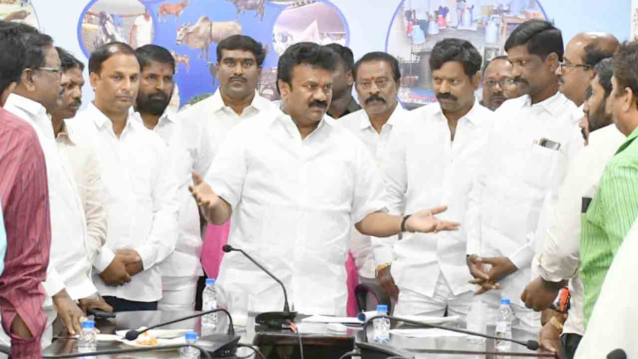 లాల్‌ దర్వాజ ఆలయ అభివృద్ధిలో భాగస్వాములు కావాలి : మంత్రి తలసాని