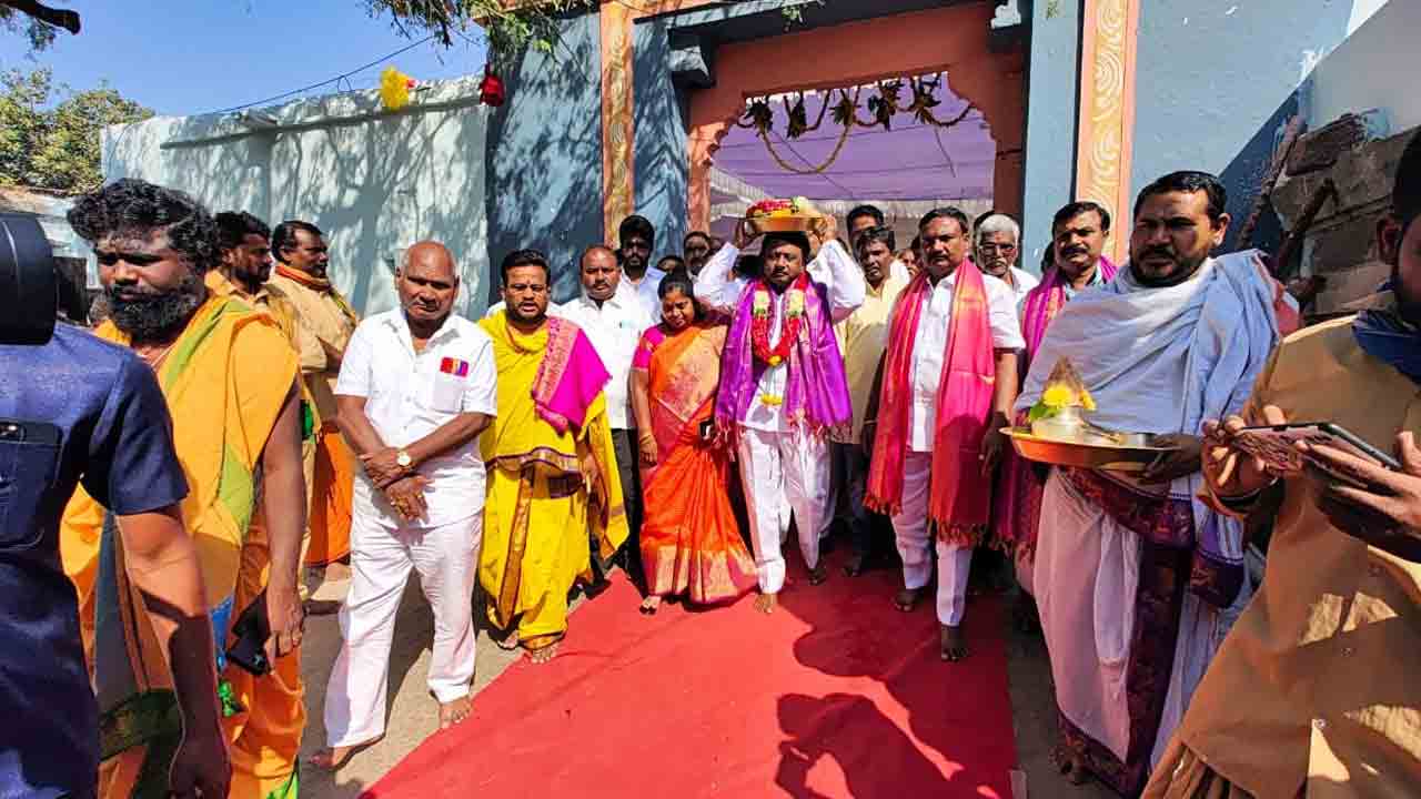 ఆరంభమైన మహా ఉత్సవం