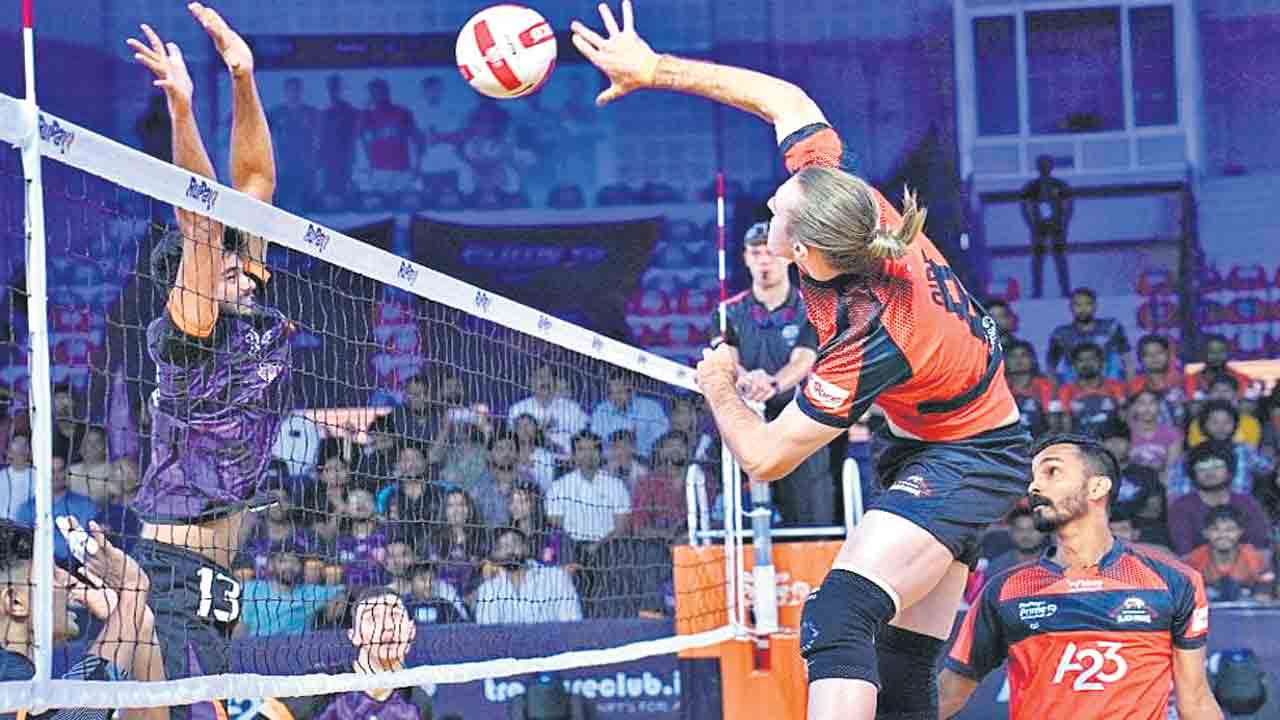 హైదరాబాద్‌ తీన్మార్‌