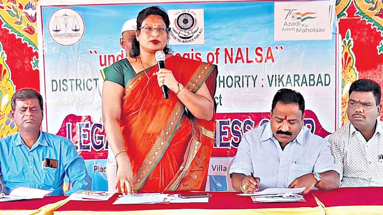 మహిళలకు రక్షణ కల్పించాలి