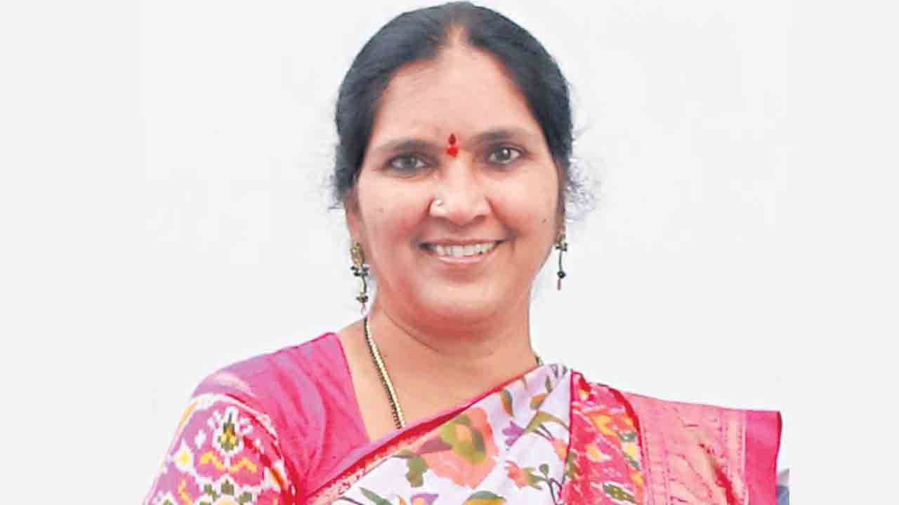రైల్వే వినియోగదారుల సంప్రదింపుల కమిటీ సభ్యురాలిగా మెదక్‌ ఎమ్మెల్యే పద్మాదేవేందర్‌రెడ్డి