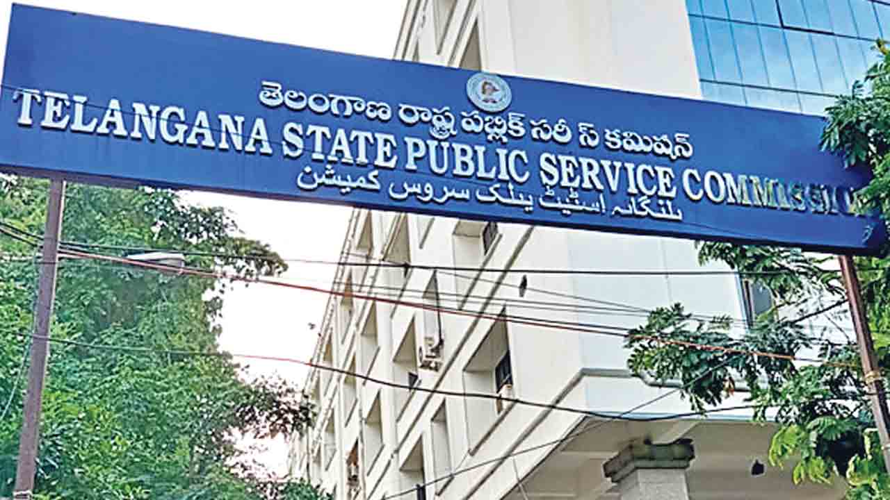 రాజకీయ రంగు పూయొద్దు!