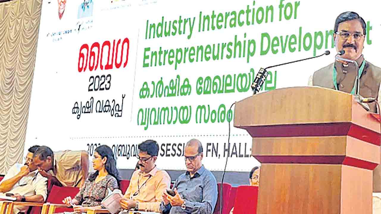 దేశాన్ని క్రాప్‌ కాలనీలుగా విభజించాలి