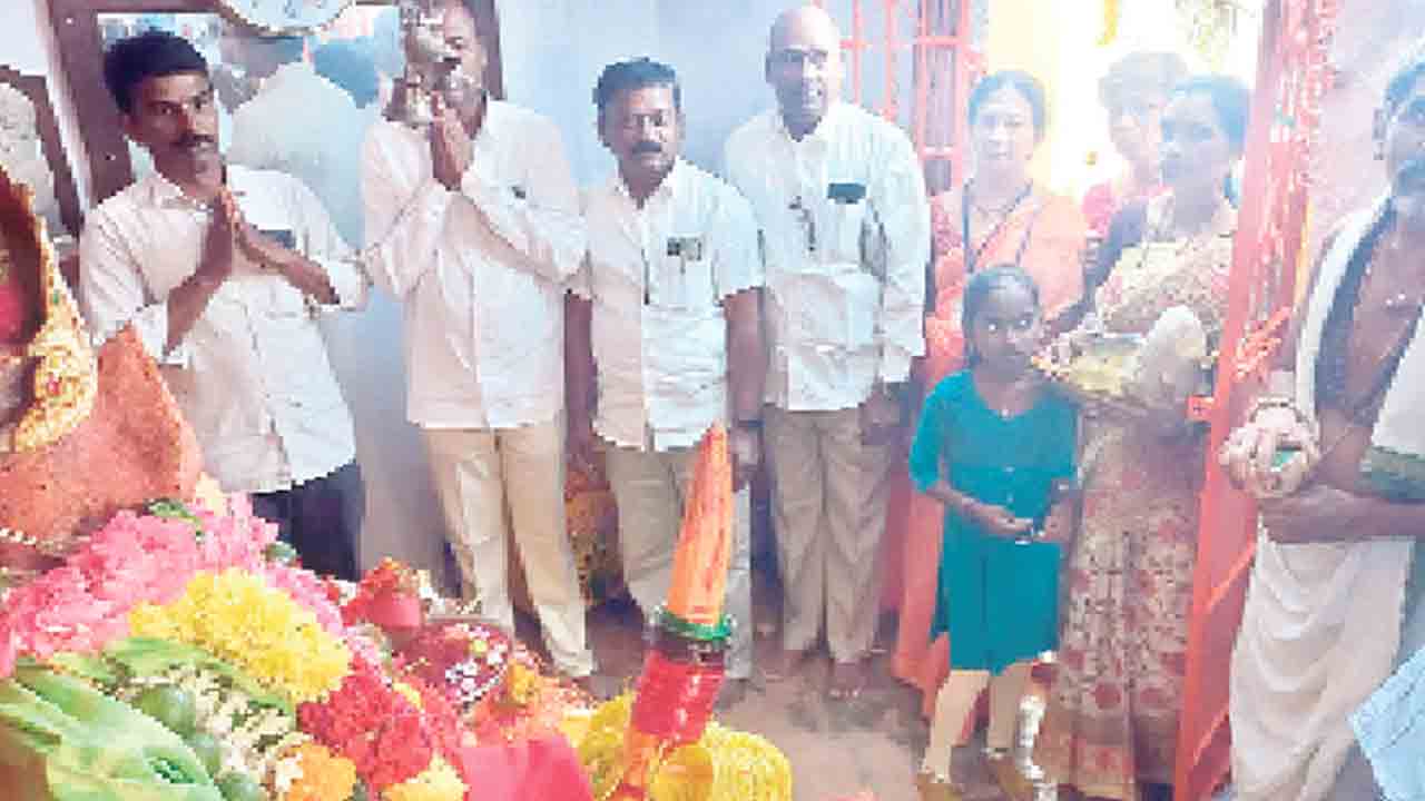 దండాలమ్మా.. ‘అంకమ్మ తల్లీ’..