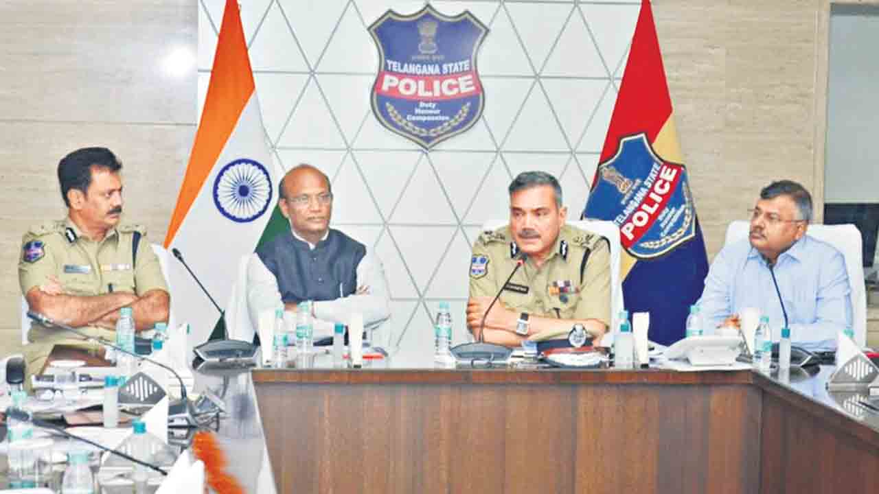 డీజీపీతో ఏజీ సహా పీపీల బృందం భేటీ