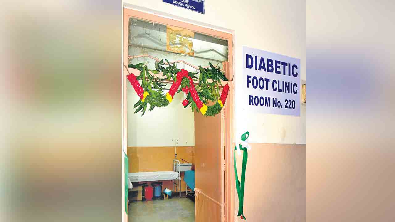 Diabetes | షుగర్‌ రోగులకు రాష్ట్ర ప్రభుత్వం భరోసా.. ఉస్మానియా దవాఖానలో డయాబెటిక్‌ ఫూట్‌ కేర్‌ క్లినిక్‌