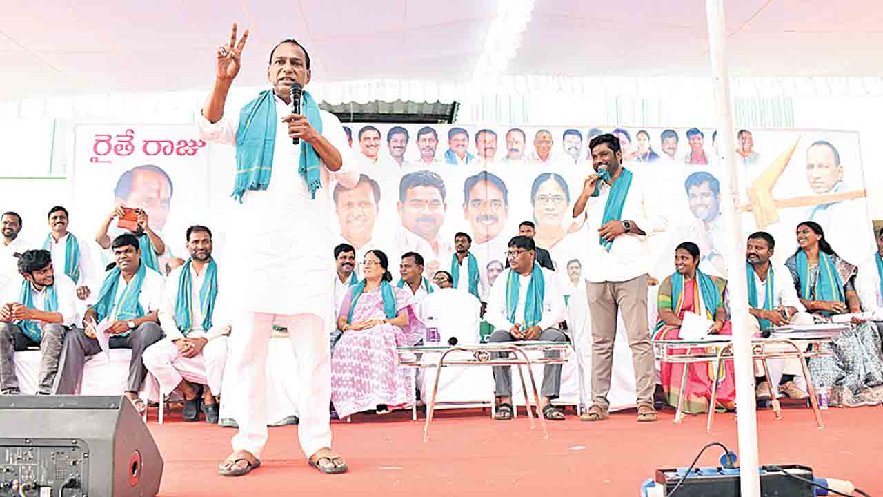 స్వరాష్ట్రంలో తీరిన రైతుల గోస