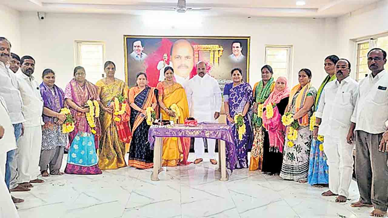 మహిళల అభ్యున్నతికి ప్రభుత్వం తోడ్పాటు