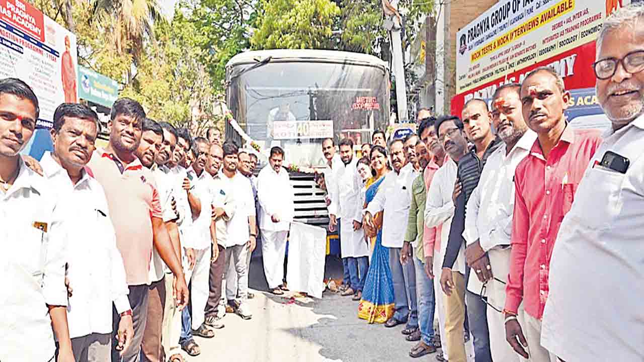 తీరిన ప్రయాణికుల కష్టాలు