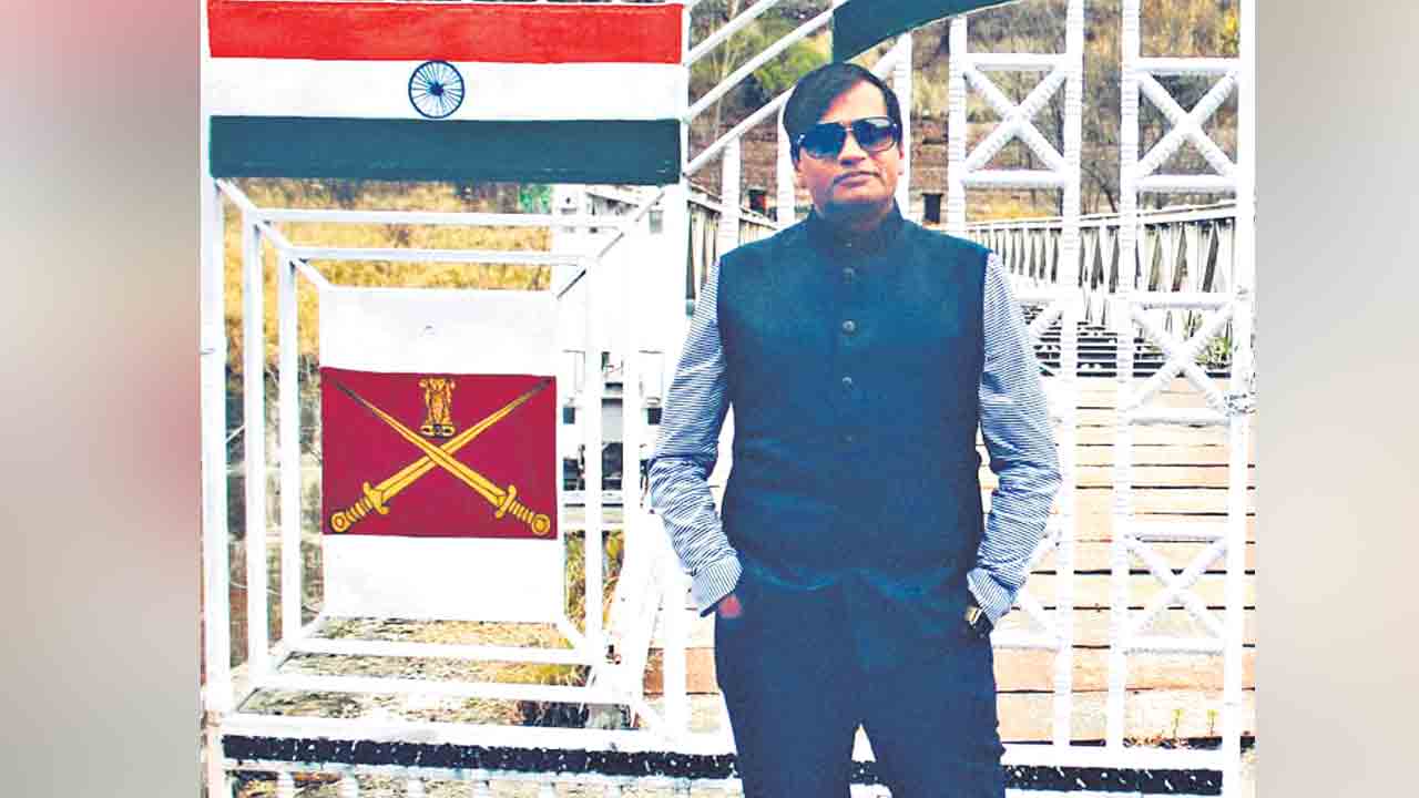 నకిలీ పీఎంవో అధికారికి రాచమర్యాదలు!