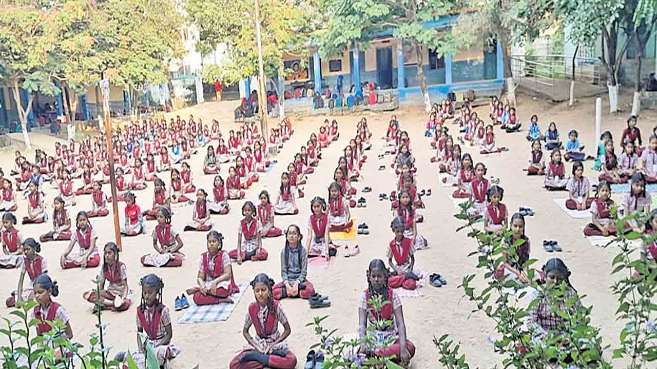 గురుకులంలో 5వ తరగతిలో ప్రవేశాలు