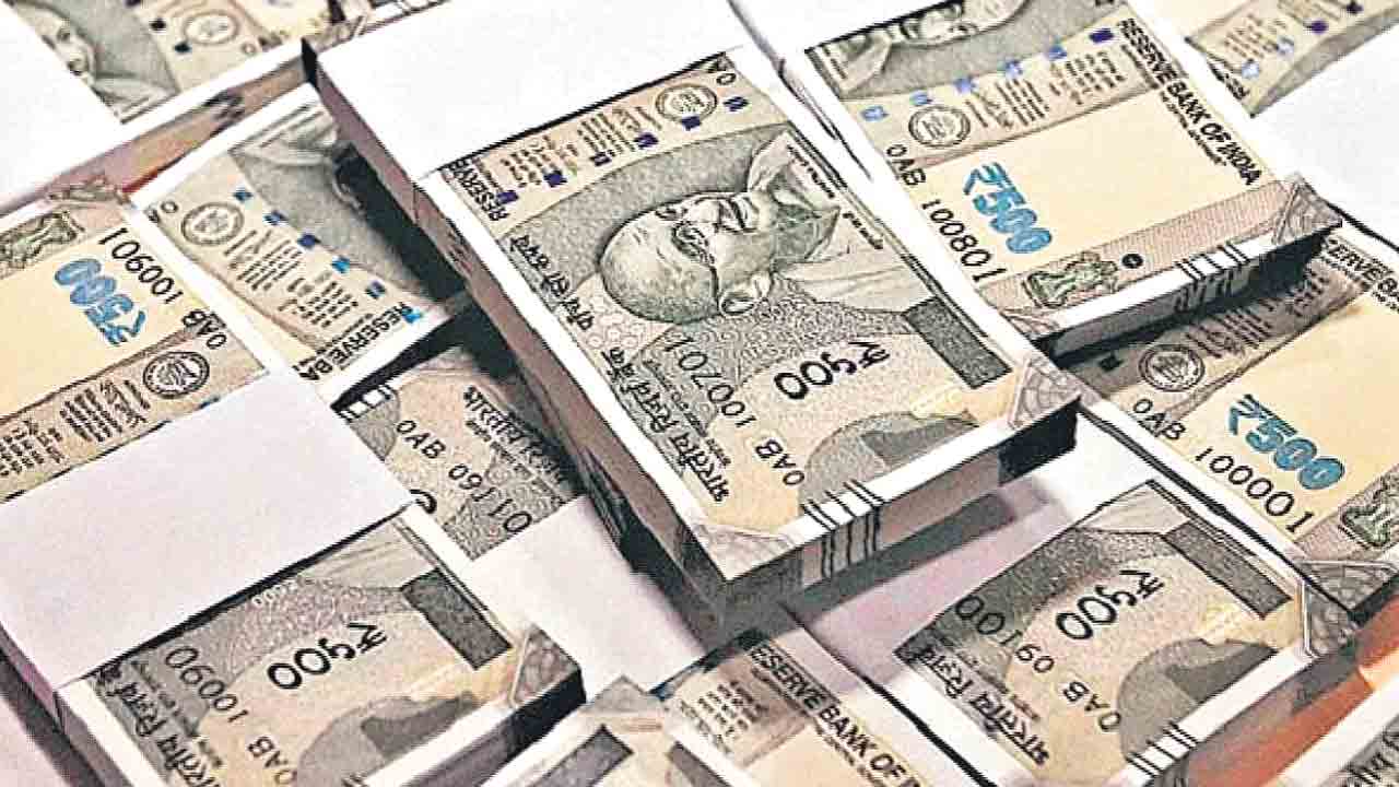 జీపే, ఫోన్‌పేతో కోటి కొట్టేశారు!