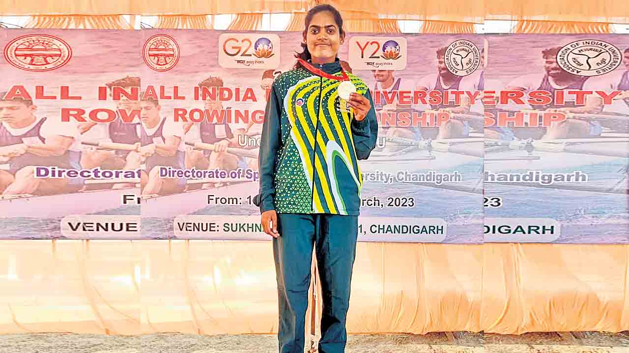 హేమలతకు స్వర్ణం