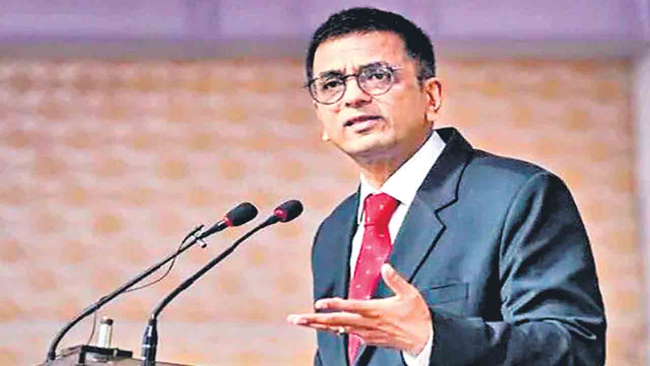 రిజిజుతో వాదనలకు దిగాలనుకోవట్లేదు