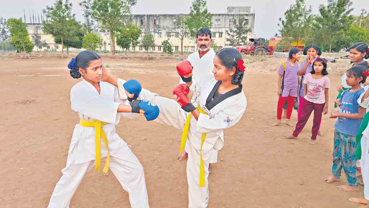 కరాటే శిక్షణ ఆత్మరక్షణ