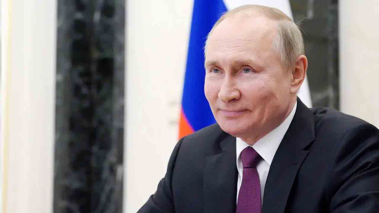 990 కోట్ల విల్లాలో గర్ల్‌ఫ్రెండ్‌తో పుతిన్‌!