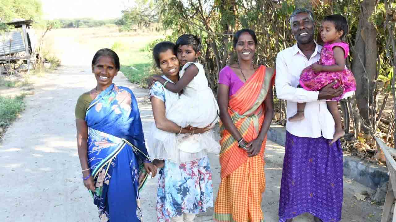 నాడు కూలీలు..  నేడు రైతులు