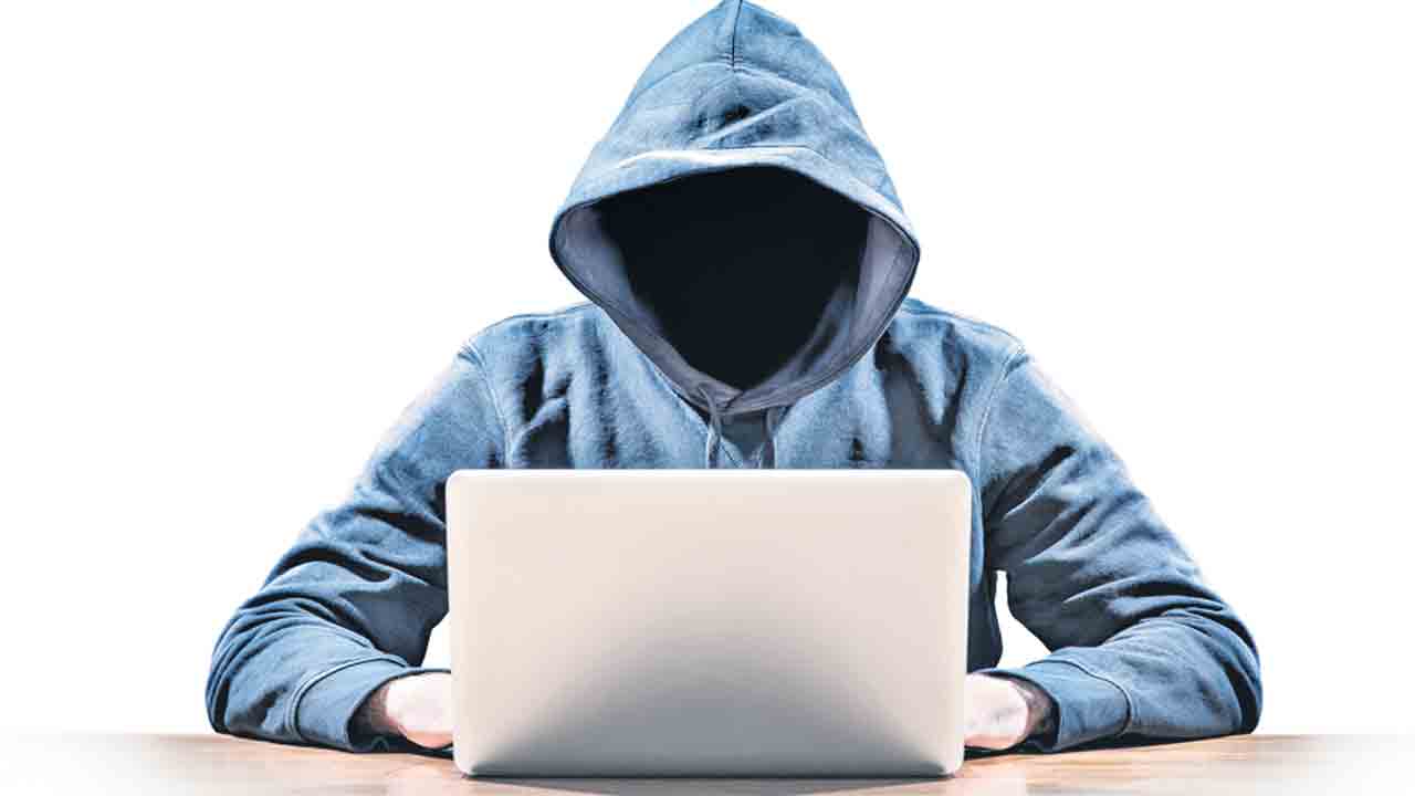 సైబర్‌ చీటర్స్‌ కొత్త పంథా