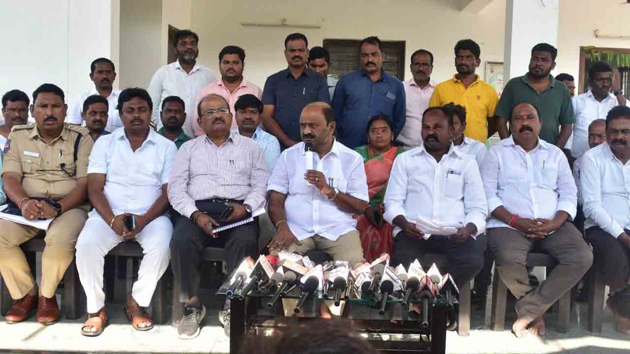 ఆర్టీసీ డిపో తరలిపోదు