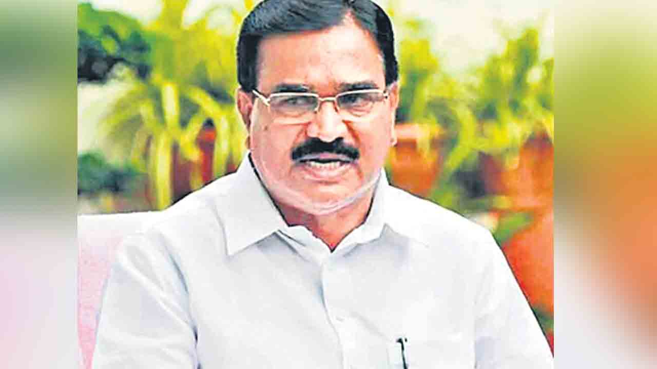 అదానీపై నోరెందుకు మెదపరు?