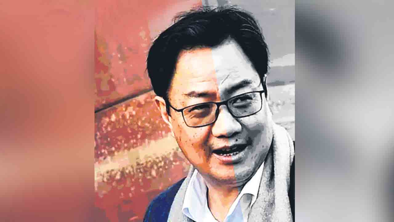 Kiren Rijiju | ఆ జడ్జీలు దేశ వ్యతిరేకులు.. కేంద్ర మంత్రి రిజిజు దురుసు వ్యాఖ్యలు