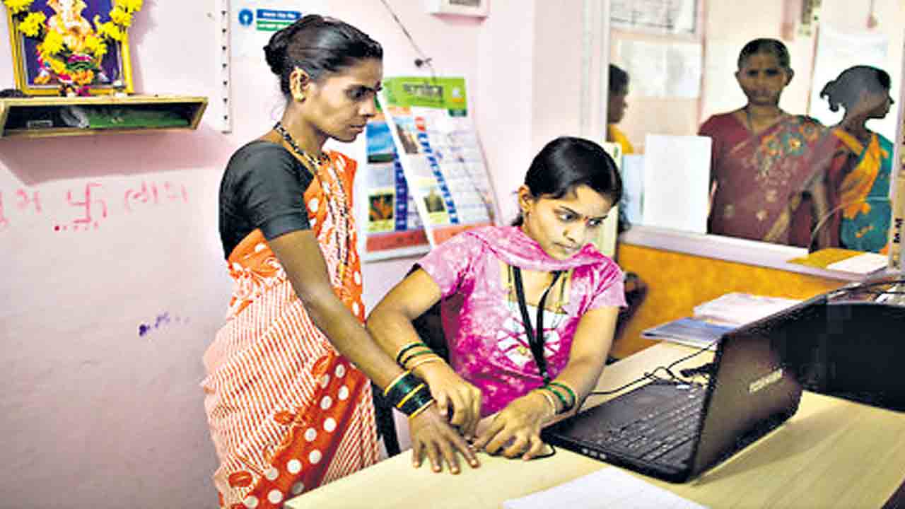 ఆదాయ వనరులుగా మినీ బ్యాంకులు