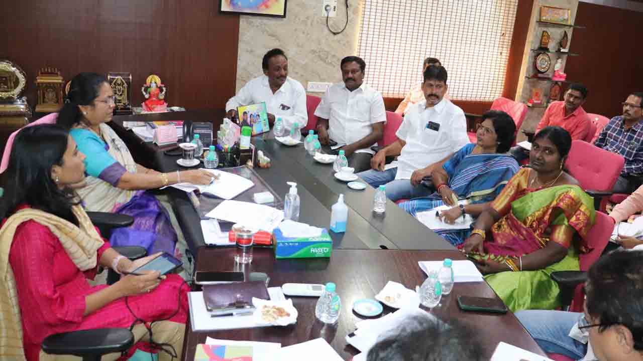 నీటి సరఫరాలో సమస్యను అధిగమించాలి