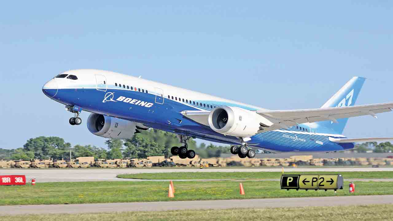 హైదరాబాద్‌లో బోయింగ్‌ .. రోరింగ్‌