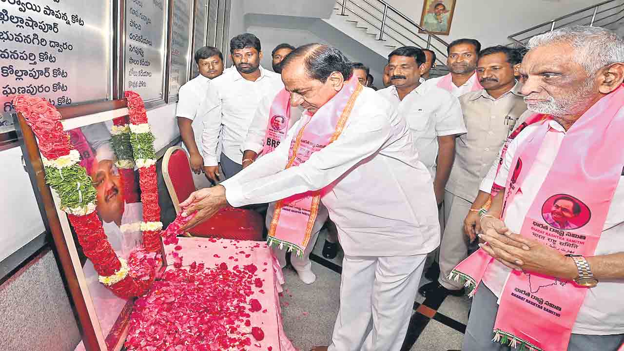 సాయన్న పేదల పక్షపాతి: సీఎం కేసీఆర్‌