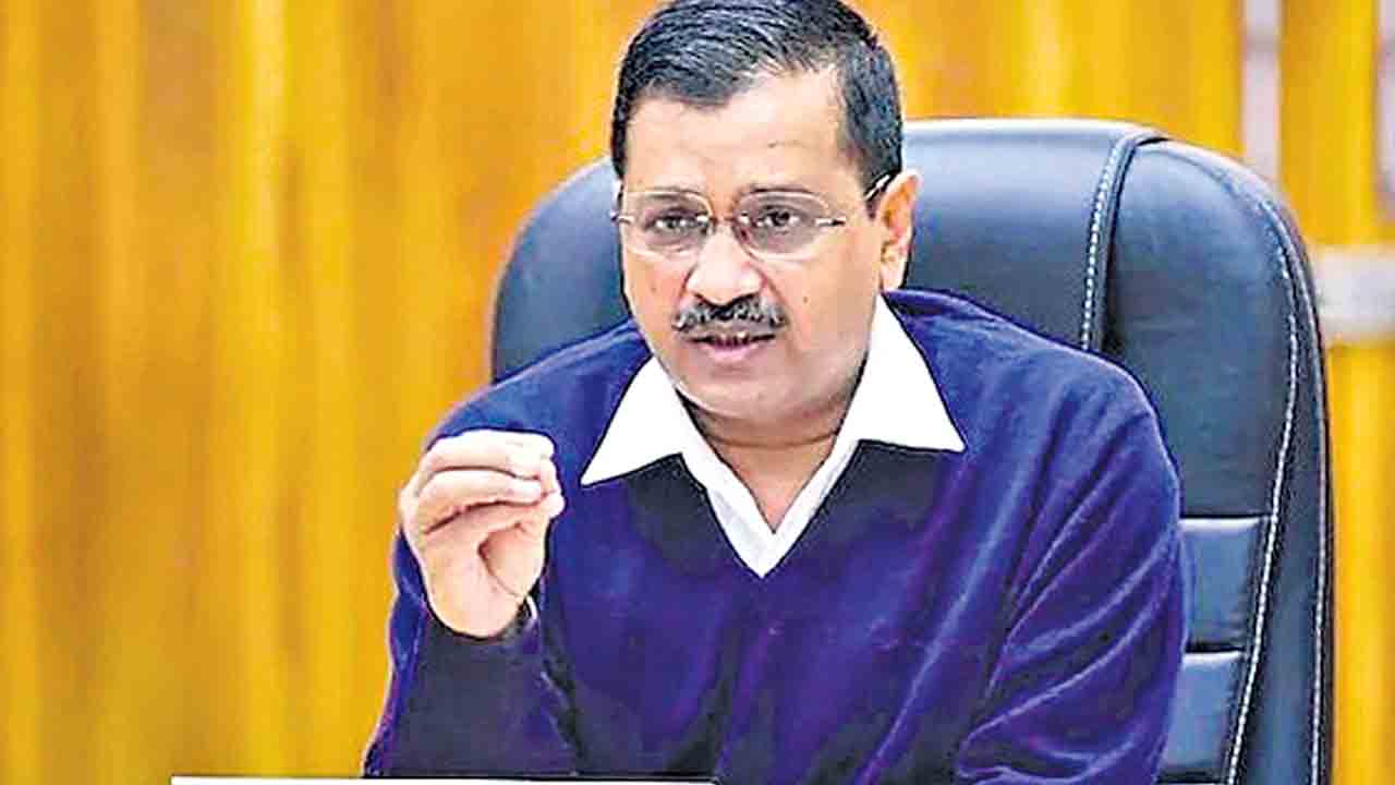 బడ్జెట్‌ ప్రవేశపెట్టకుండా అడ్డుకుంటున్న కేంద్రం