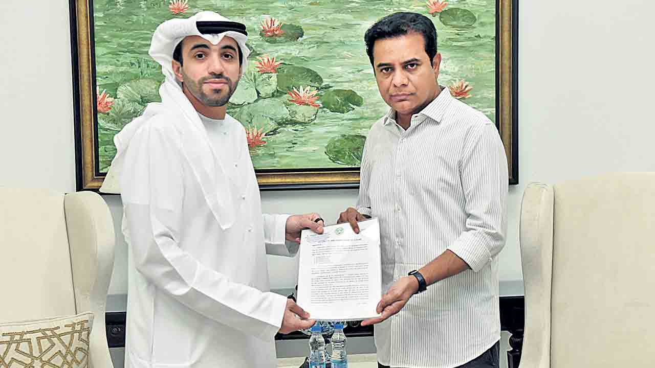 Hyderabad | వహ్వా హైదరాబాద్.. మౌలిక వసతుల కల్పన అద్భుతం.. యూఏఈ రాయబారి ప్రశంసలు