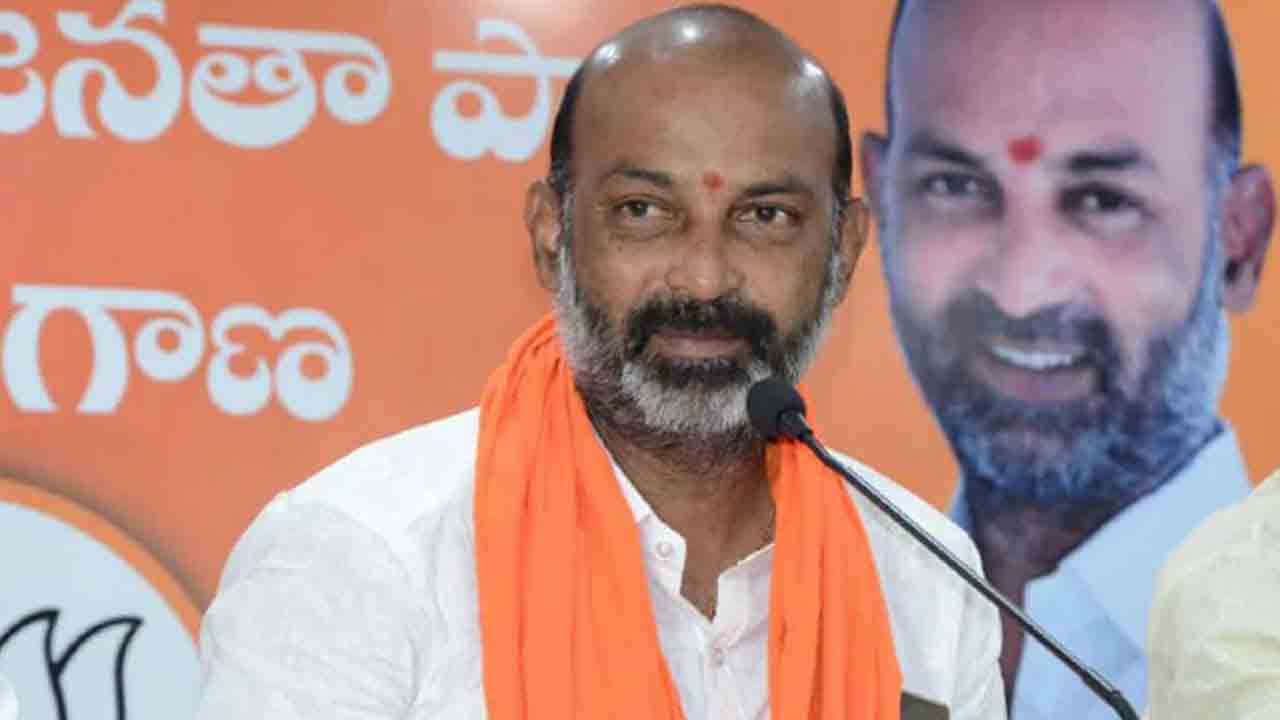 బండి సంజయ్‌పై 38 చోట్ల కేసులు