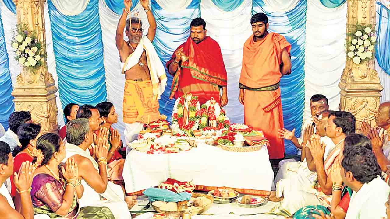 కల్యాణం.. కమనీయం